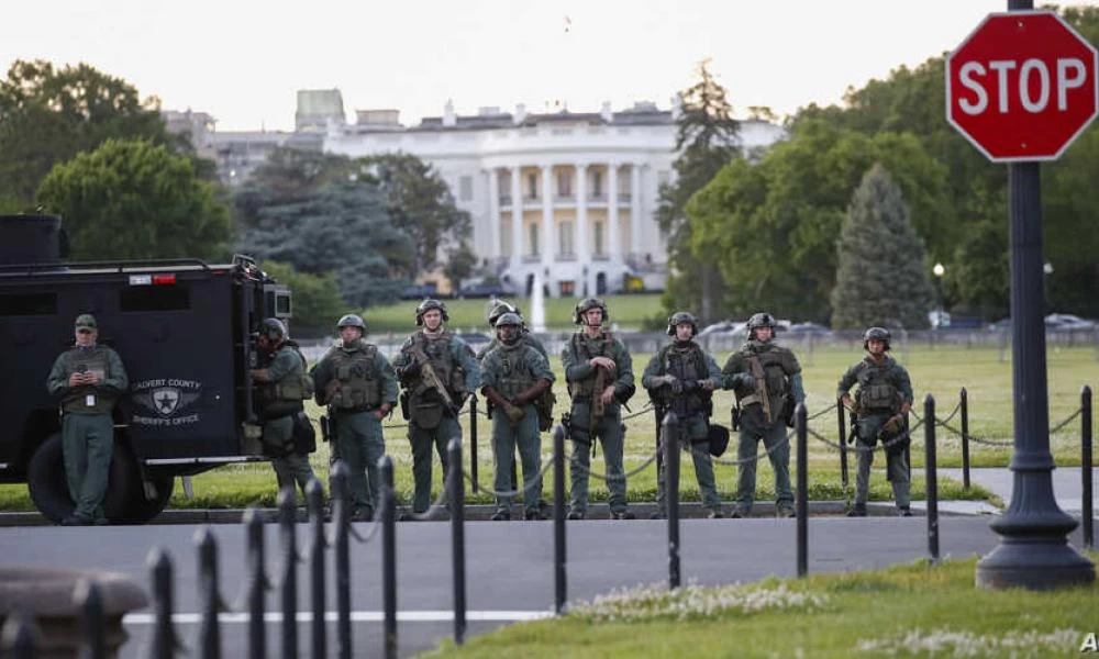 Το ακραίο σενάριο αλλαγής σκυτάλης στο Λευκό Οίκο: Επέμβαση στρατού